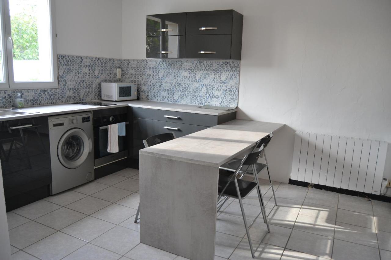 Appart Dans Maison Au Calme "Les Charmettes" Apartment Vedene Exterior photo